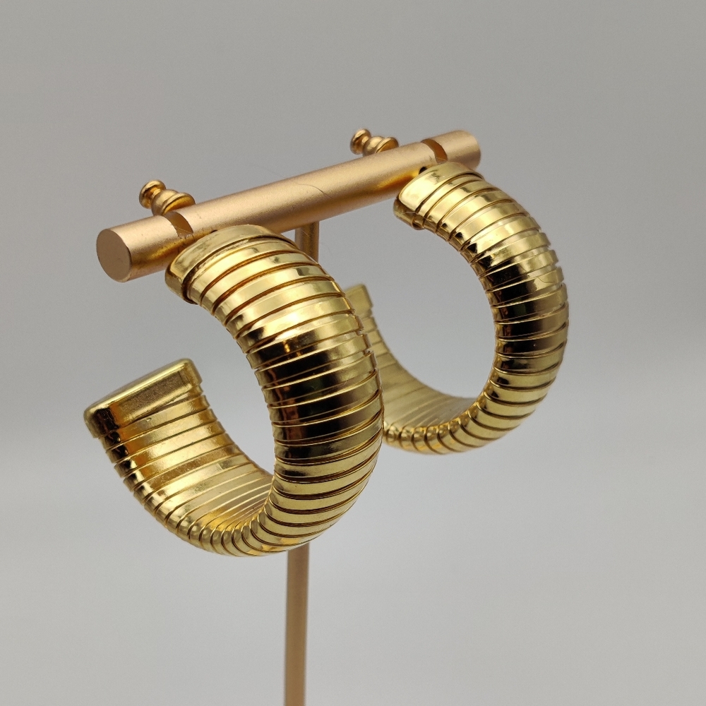 Gold-tone Thick Hoop Earrings Pierced